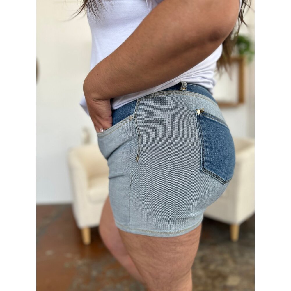 NWT Judy Blue Color Block Denim Shorts, Sizes S - 3X - Picture 9 of 11